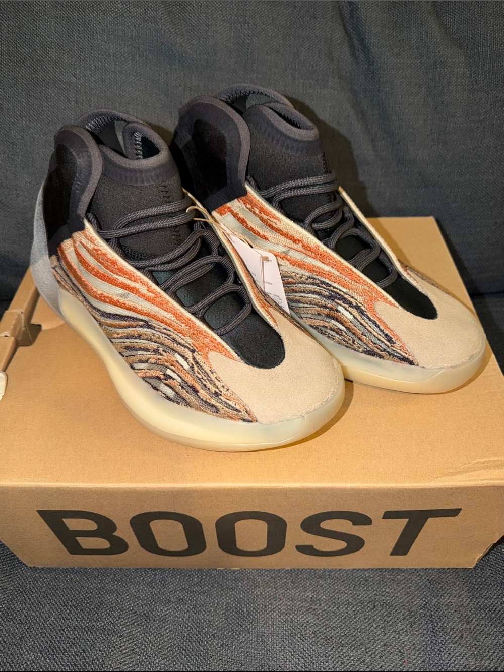 Yeezy QNTM men’s size 9.5